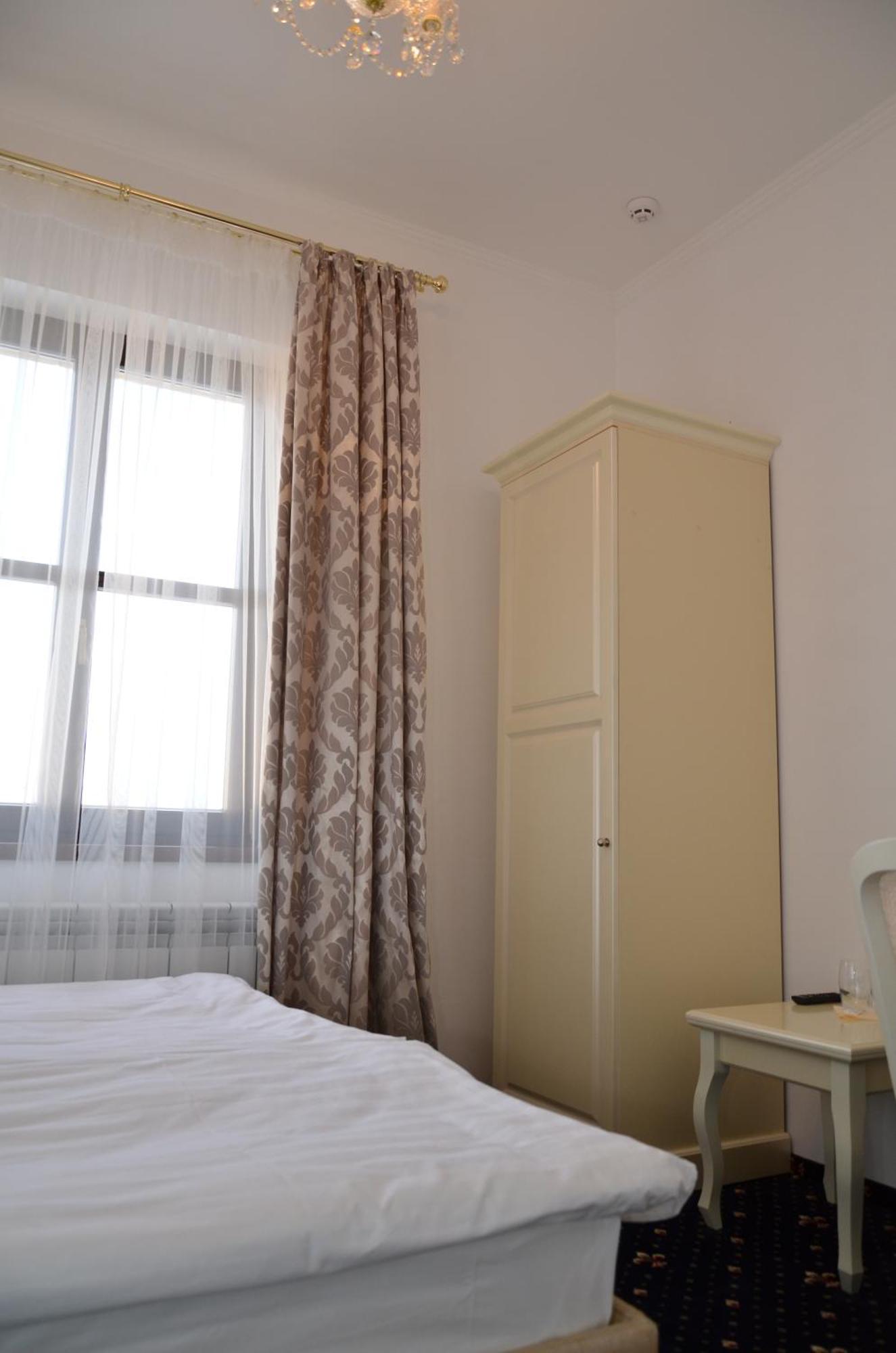 Chateau Royal Hotel Berezovka  Luaran gambar