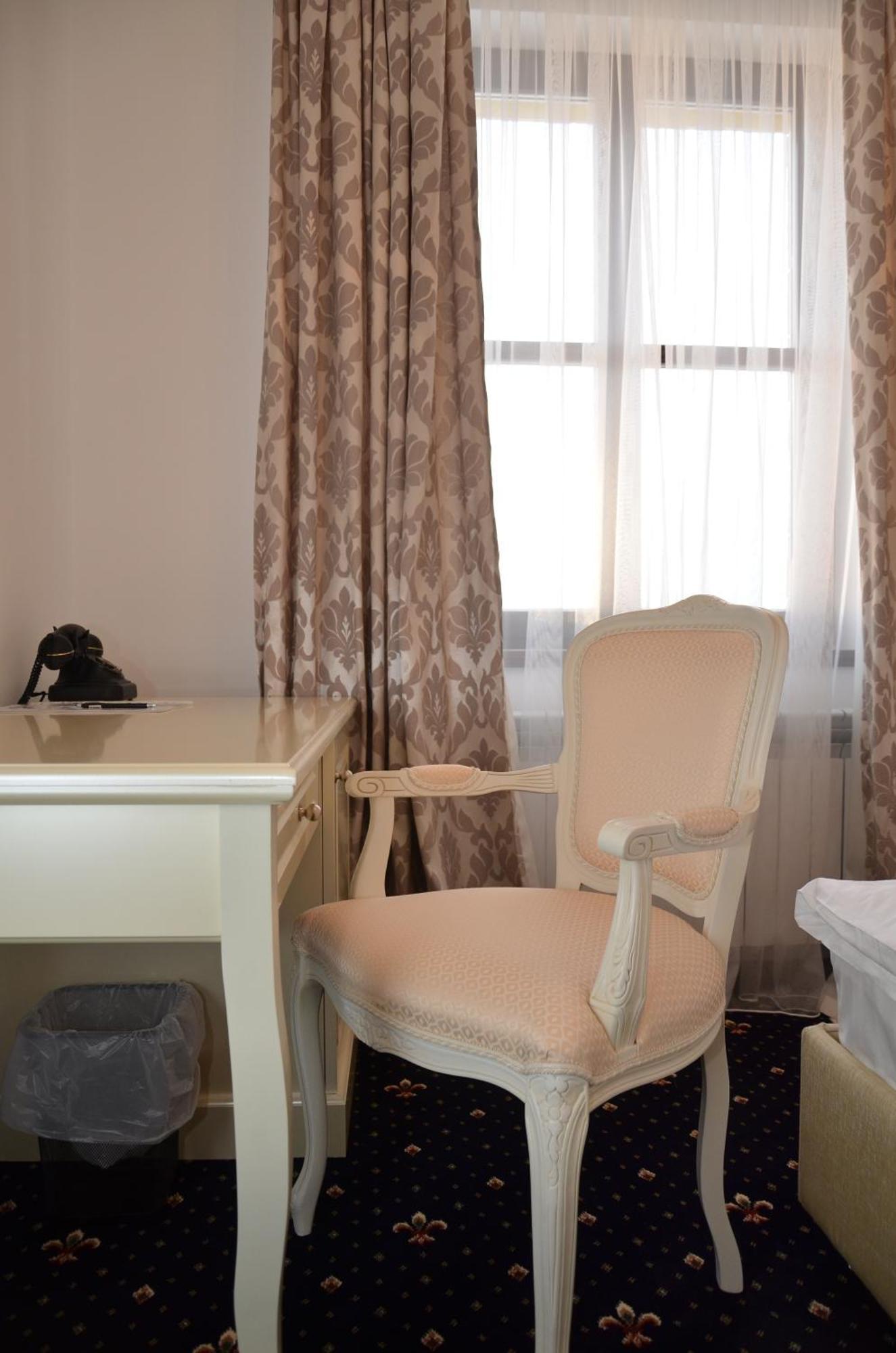 Chateau Royal Hotel Berezovka  Luaran gambar
