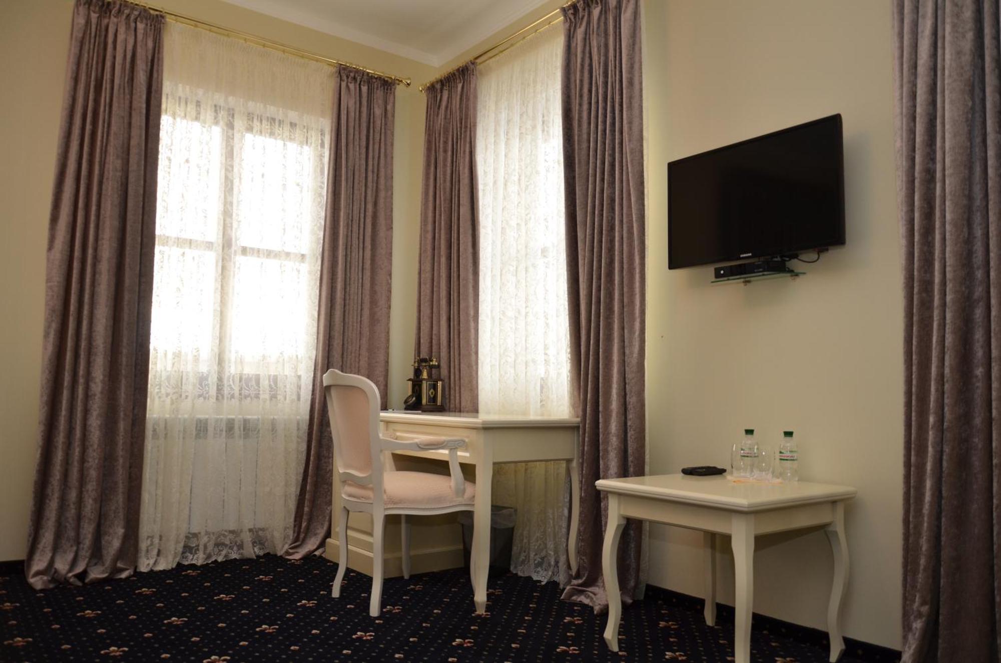 Chateau Royal Hotel Berezovka  Luaran gambar